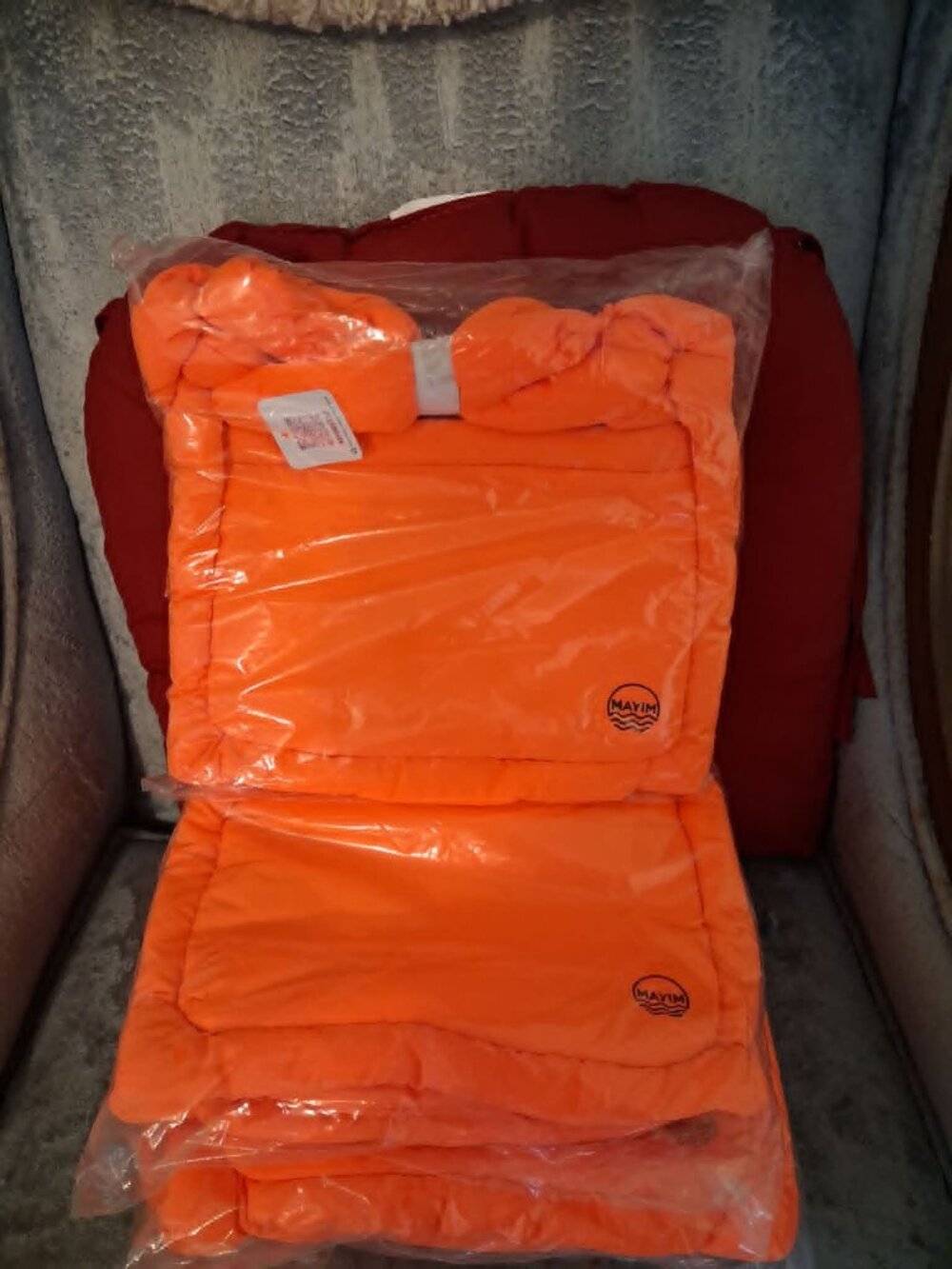 NWT Mayim Puffer Shoulder Bags Orange Neon